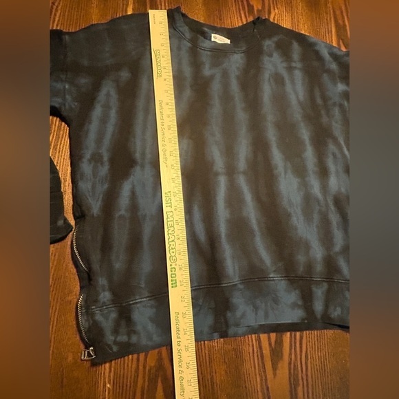 Sundry Evereve Women’s 1 S Blue Black Tie Dye Zip Crew Neck Pullover Sweatshirt - Picture 11 of 16